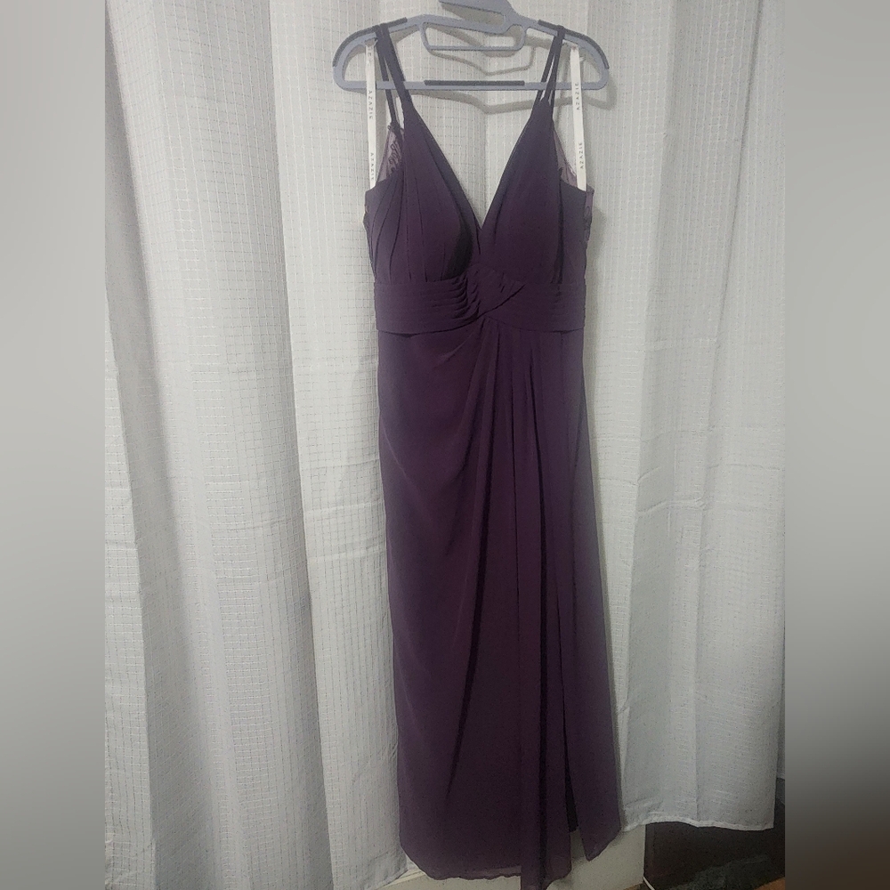 Azazie Maren Allure Sz A 12 Plumb Formal, Wedding, prom Gown.